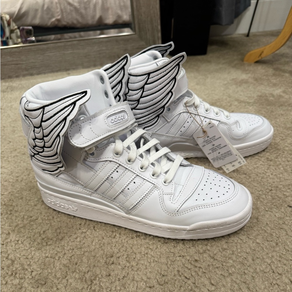 Adidas Men's White Winged Sneakers